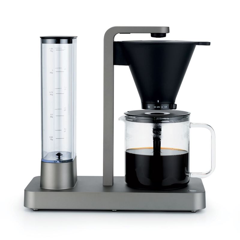 Performance kaffetrakter titanium med kaffe i